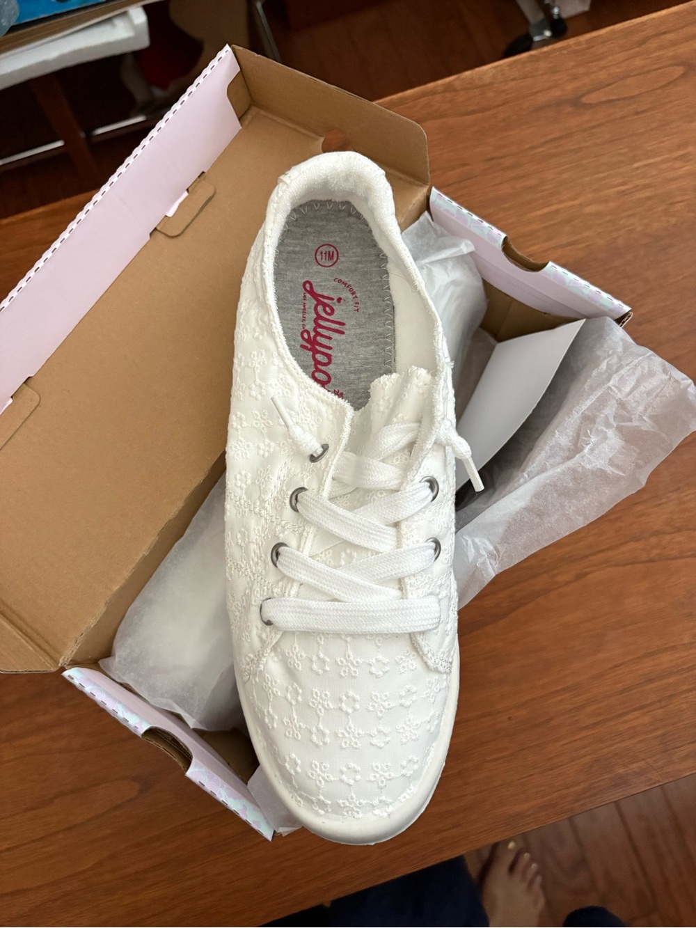 Jellypop White Floral Lace-Pattern Low Top Sneaker. New in box.